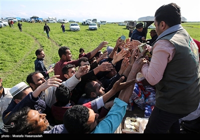 امداد رسانی به مناطق سیل زده استان گلستان