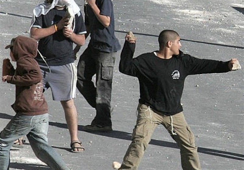 اخبار فلسطین |یورش 1400 شهرک‌نشین به نابلس/ بازداشت 8 فلسطینی در کرانه باختری