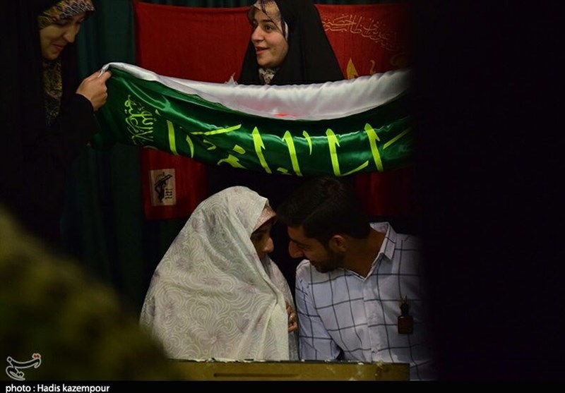 خوزستان| آغاز زندگی زوج جوان در معراج شهدای اهواز + تصاویر