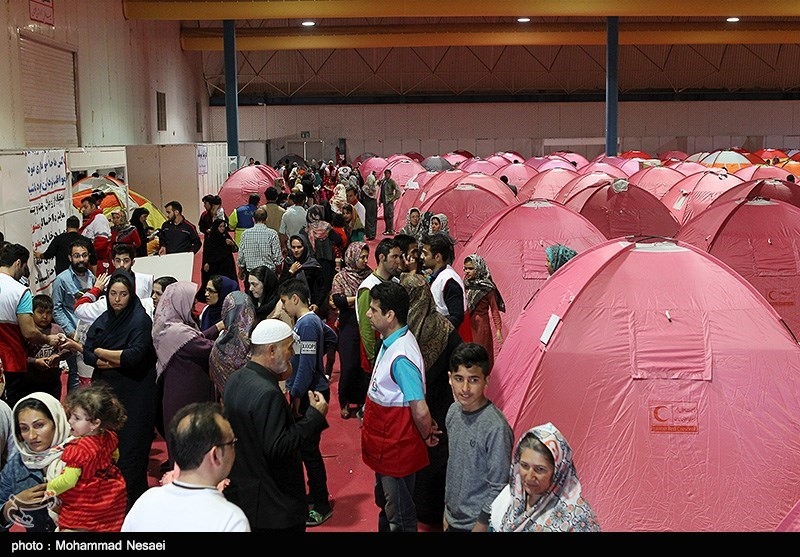 اسکان اضطراری 500 خانوار سیل‌زده در نمایشگاه بین‌المللی گلستان