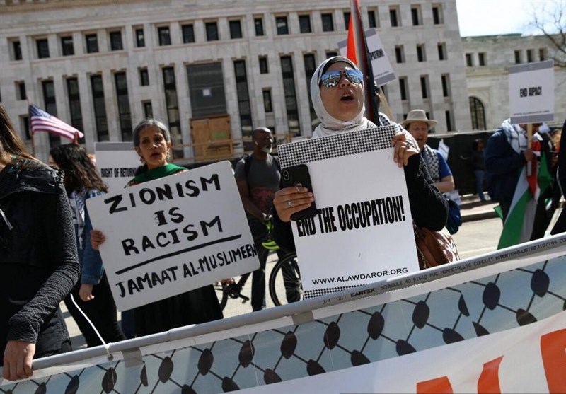 Pro-Palestine Protesters Gather outside AIPAC Conference in Show of Defiance (+Video)