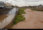 محله سعدی شیراز دچار سیلاب شد؛ گستردگی حجم سیلاب