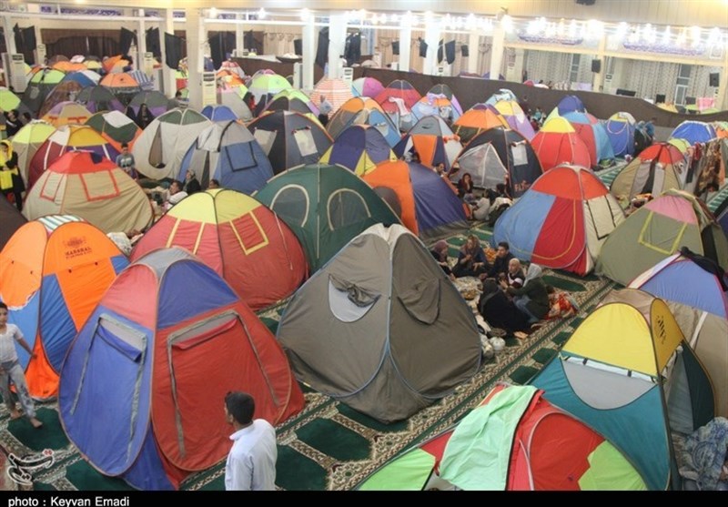 ‌مسافران نوروزی در یزد در مناطق سرپوشیده اسکان داده شدند ‌