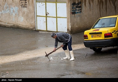 بارش باران و آبگرفتگی معابر در سنندج