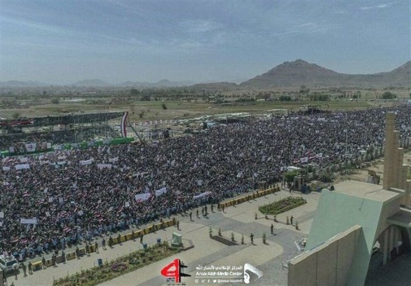راهپیمایی گسترده در صنعا در محکومیت محاصره یمن و جنایات عربستان و متحدانش