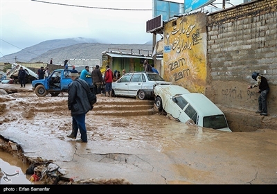 ایران کے شہر شیراز میں سیلاب نے تباہی مچادی