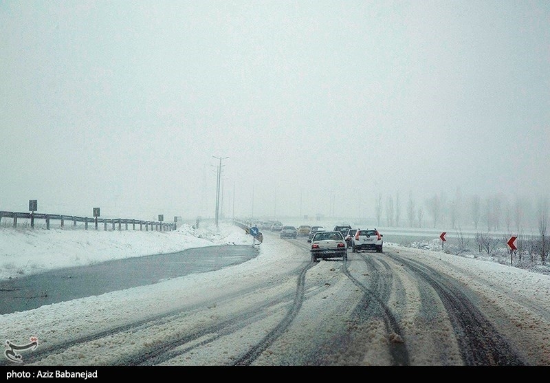 آخرین وضعیت راه‌ها|بارش برف و باران در جاده‌های 4 استان