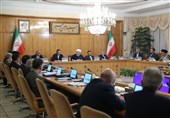 روحانی در اولین جلسه هیات دولت در سال جدید: حل مشکلات مردم در اولویت اصلی قرار دارد