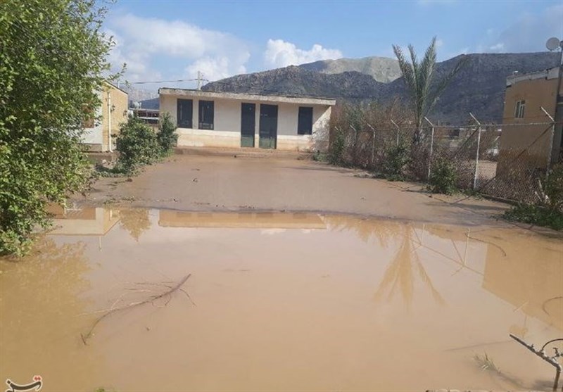 60 واحد شهری و روستایی نکا در سیلاب اخیر تخریب کامل شد