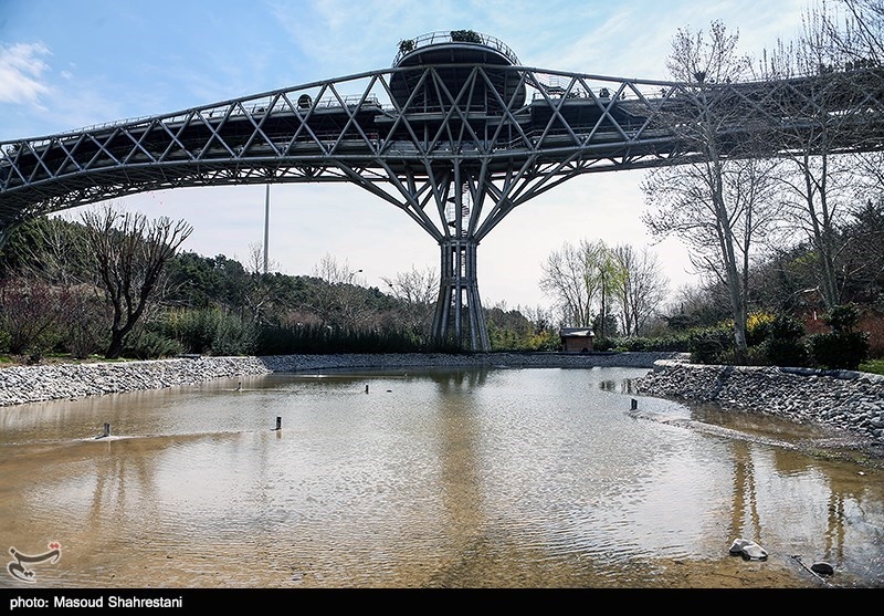 تهران| نجات پسر جوان از خودکشی در پل طبیعت