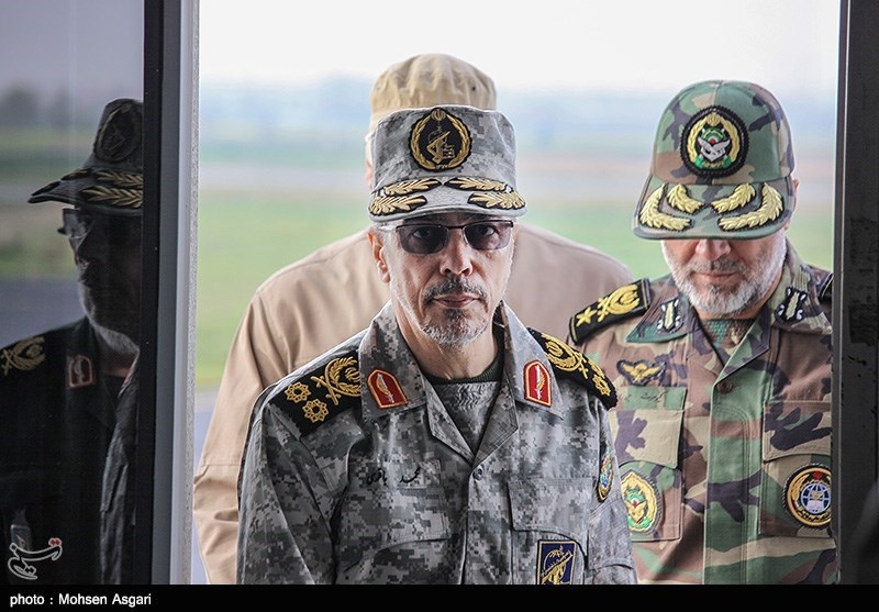 سرلشکر باقری در خرم‌آباد: حداکثر تلاش را برای کمک به سیل زدگان می‌کنیم