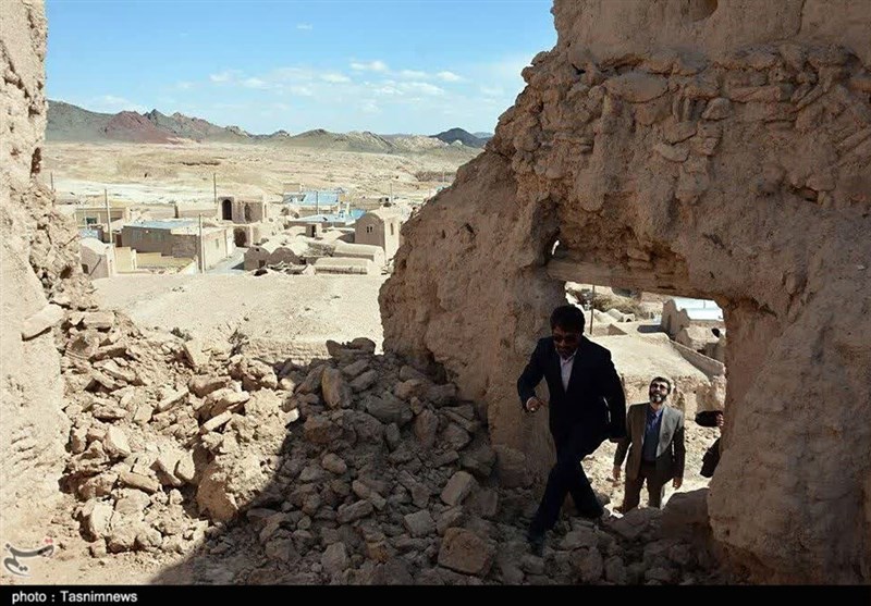 سیل دیوارهای غربی قلعه تاریخی اردان تفت را تخریب کرد+تصاویر