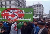 تظاهرات الجزایری‌ها با وجود استعفای بوتفلیقه؛ تاکید بر کنار رفتن ارکان نظام سابق