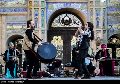 کنسرت گروه رستاک در میدان مشق تهران