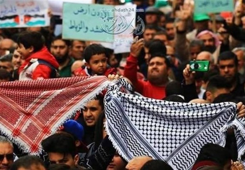 راهپیمایی پرشور اردنی‌ها در حمایت از قدس و غزه