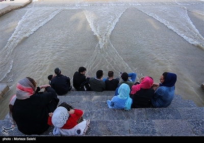 اصفہان میں عید نوروز پر مسافروں کی آمد