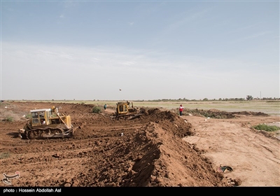 Karun River in Southwest Iran Floods, Causes Evacuation