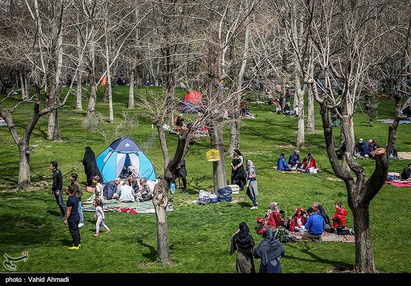 بالصور..یوم الطبیعة فی طهران