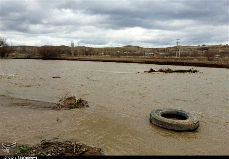 گزارش ویدئویی| طغیان رودخانه‌ها و جاری شدن سیلاب در شرق گلستان/ شهرها و روستاها دچار آبگرفتگی شدند