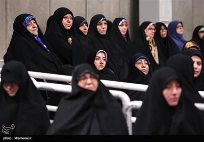 دیدار مسئولان نظام و سفرای کشورهای اسلامی با رهبر معظم انقلاب