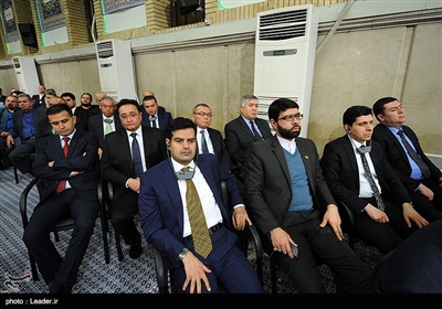 دیدار مسئولان نظام و سفرای کشورهای اسلامی با رهبر معظم انقلاب