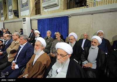دیدار مسئولان نظام و سفرای کشورهای اسلامی با رهبر معظم انقلاب