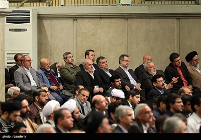 دیدار مسئولان نظام و سفرای کشورهای اسلامی با رهبر معظم انقلاب
