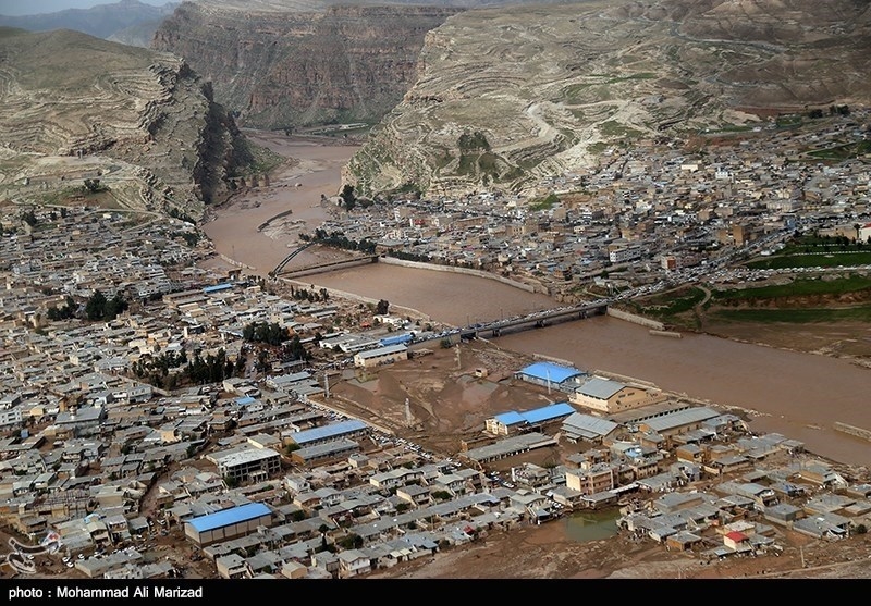 راه دسترسی گمیشان- بندر ترکمن باز شد؛ ساخت پل‌های شناور در منطقه سیل زده پل دختر