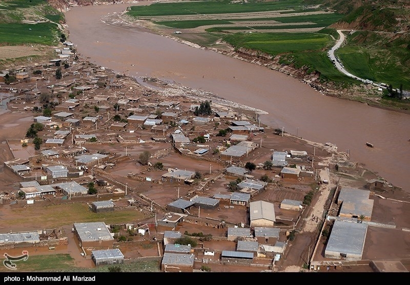 62 روستای شهرستان چگنی فاقد آب شرب است؛ نیاز به 1000 تخته‌چادر برای افراد بی‌سرپناه