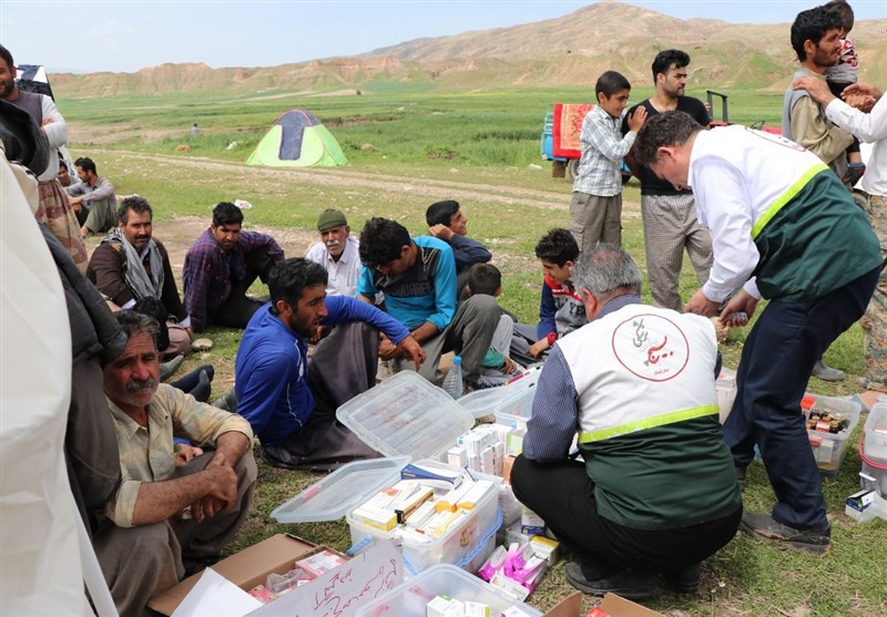 101 تیم بهداشتی و درمانی به مناطق سیل‌زده لرستان اعزام شد