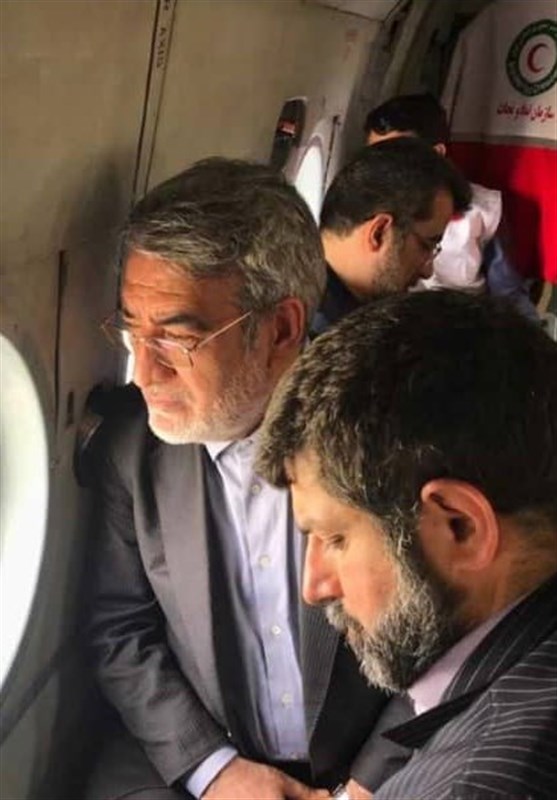 حضور مجدد وزیر کشور در خوزستان؛ بازدید هوایی از وضعیت اهواز