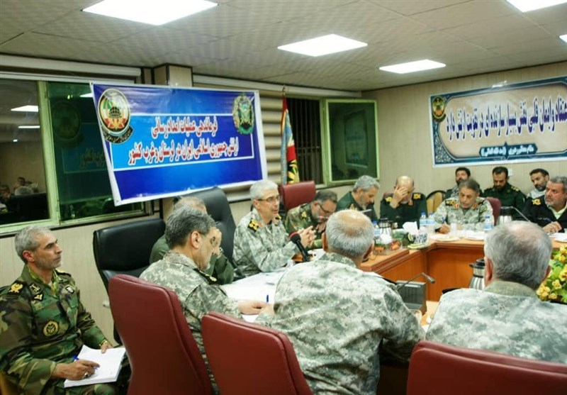 تشکیل جلسه فرماندهی امدادرسانی نیروهای مسلح به ریاست سردار باقری در لرستان