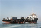 توقیف کشتی خارجی حامل 125 هزار لیتر سوخت قاچاق توسط نیروی دریایی سپاه در خلیج‌ فارس