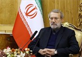 لاریجانی در مشهد: سهمیه‌بندی بنزین باید بدون فشار به مردم و به صورت قانونی انجام شود