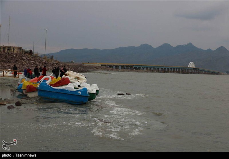 ظرفیت‌های گردشگری دریاچه ارومیه بستر توسعه اقتصادی آذربایجان غربی را فرآهم می‌کند
