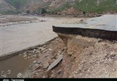 سپاه اصفهان پل‌سازی در جاده‌های تخریب شده مناطق سیل‌زده را آغاز می‌کند