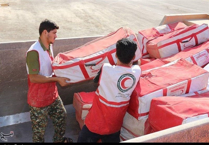 200 تخته چادر امدادی از یزد برای سیل‌زدگان کرمان ارسال شد