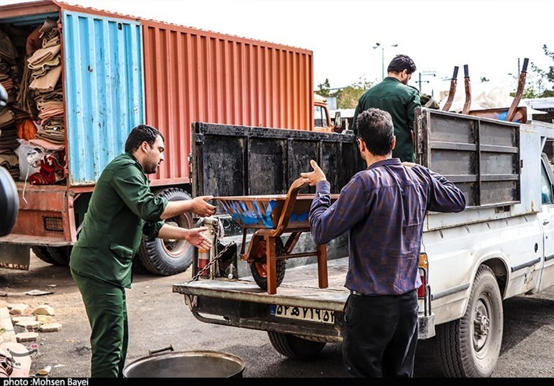 &quot;مشارکت&quot; متفاوت اصفهانی‌ها در کمک به سیل‌زدگان؛ تعمیرکاران لوازم خانگی به لرستان فرا خوانده شدند