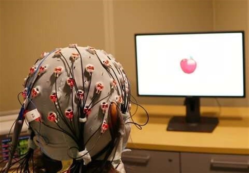 Zapping Brain Boosts Memory of People Over 60