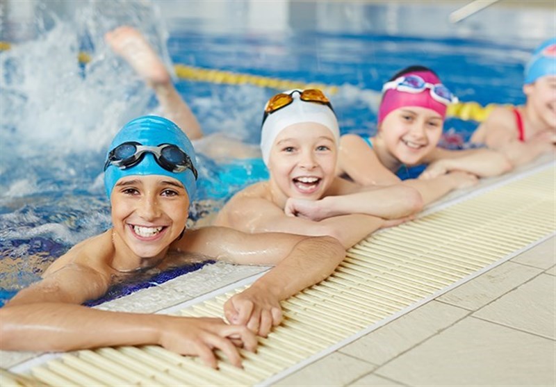 بچوں کو تیرنے کی تربیت کس عمر سے دی جانی چاہیے؟