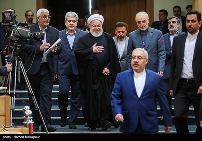 ورود حجت‌الاسلام حسن روحانی رئیس جمهور به سیزدهمین سالگرد روز ملی فناوری هسته‌ای 
