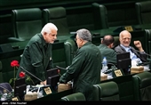 حضور نمایندگان مجلس با لباس سپاه در صحن علنی