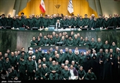 حضور نمایندگان مجلس با لباس سپاه در صحن علنی