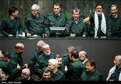 حضور نمایندگان مجلس با لباس سپاه در صحن علنی