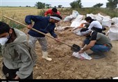 فعالیت گروه جهادی وصال صحنه در مناطق سیلزده استان لرستان+ تصاویر