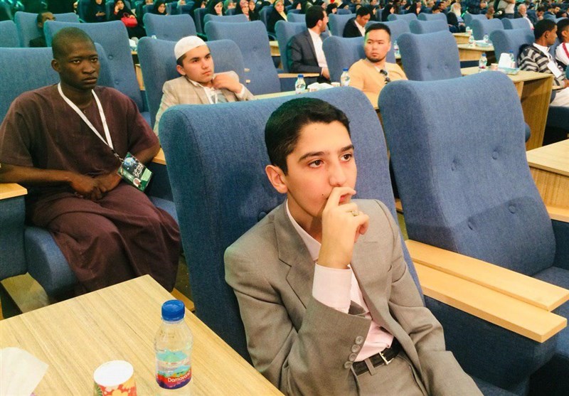 تلاوت نماینده ایران در رشته حفظ مسابقات دانش‌آموزی + فیلم