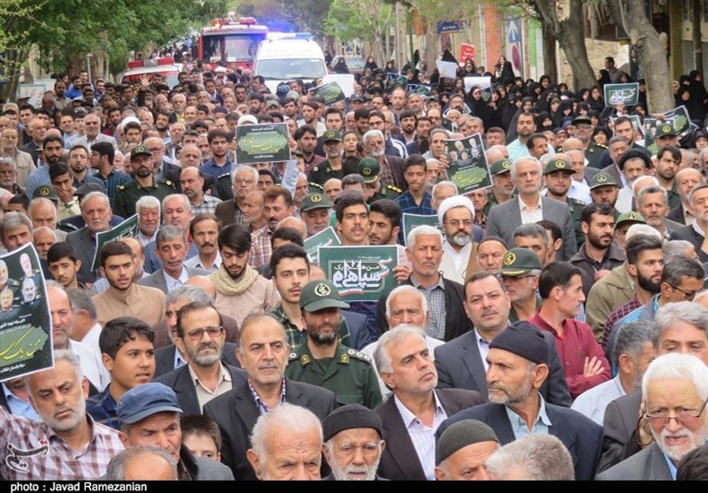 مردم استان سمنان در حمایت از بیانیه شورای عالی امنیت ملی راهپیمایی می‌کنند