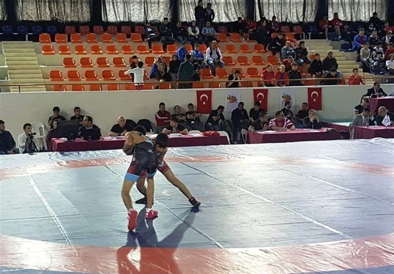 کشتی آزاد و فرنگی نوجوانان جام پیروزی ترکیه| کسب 6 طلا، نقره و برنز در سه وزن دوم