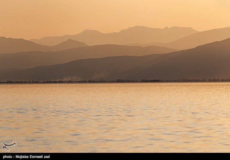 تداوم آب‌رسانی به دریاچه ارومیه ضروری است