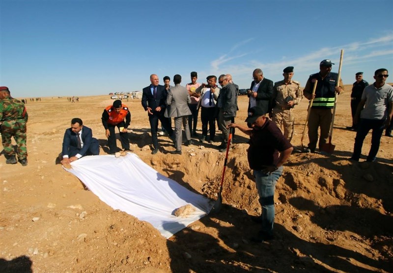 Iraq Unearths Mass Grave in South